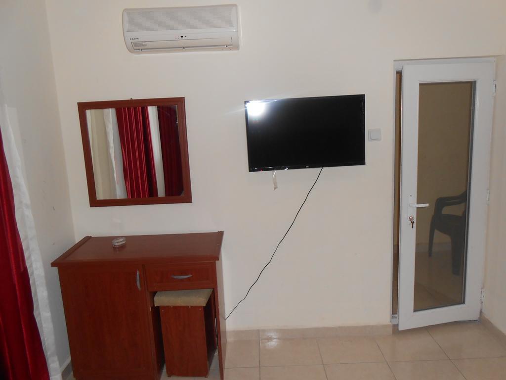 Demir Hotel 3*